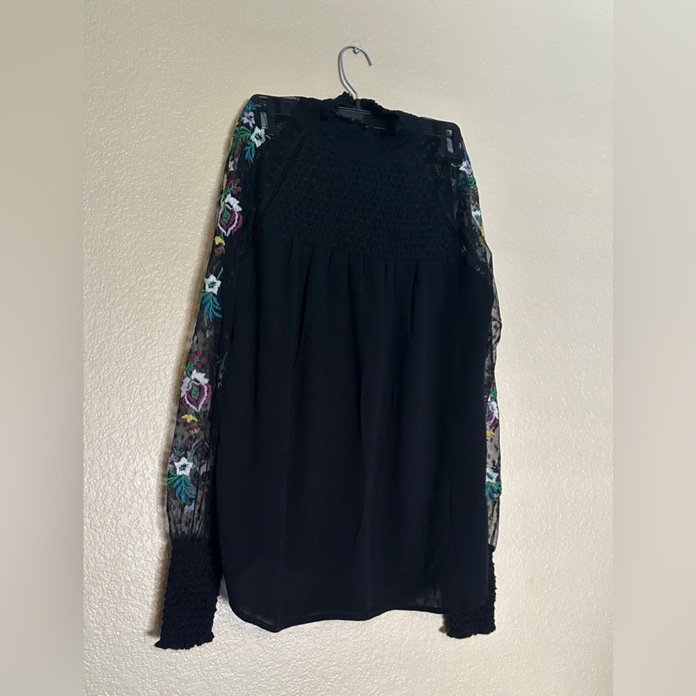 ANTROPOLOGIE BANJARA EMBROIDERED FLORAL BLOUSE